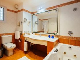 حجز فنادق وطيران