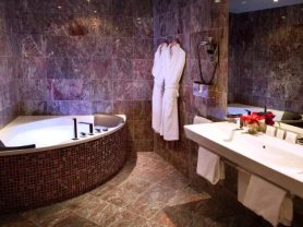 حجز فنادق وطيران