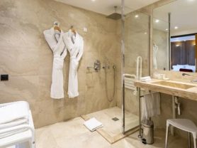 حجز فنادق وطيران