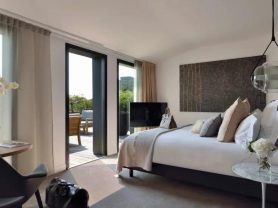 حجز فنادق وطيران