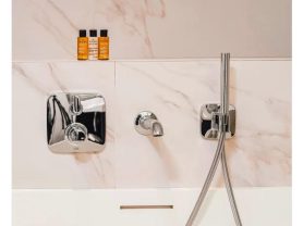 حجز فنادق وطيران