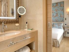 حجز فنادق وطيران