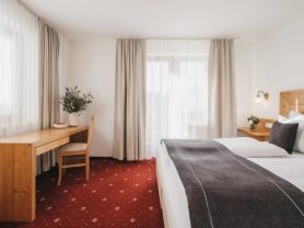 حجز فنادق وطيران