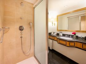 حجز فنادق وطيران