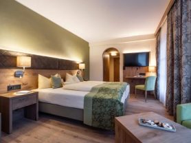 حجز فنادق وطيران