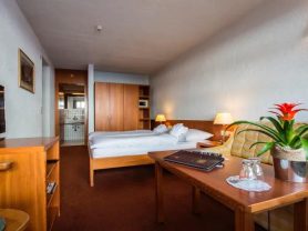 حجز فنادق وطيران