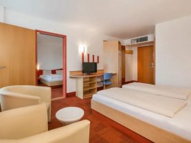 حجز فنادق وطيران