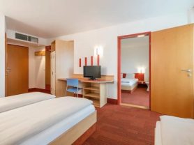 حجز فنادق وطيران