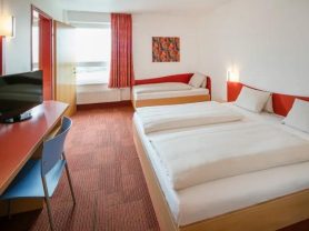 حجز فنادق وطيران