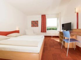 حجز فنادق وطيران