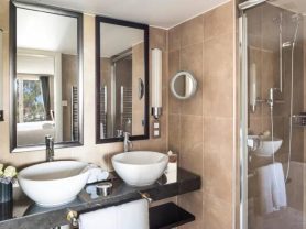 حجز فنادق وطيران