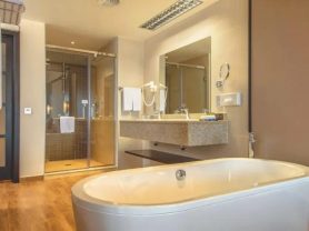 حجز فنادق وطيران