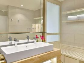 حجز فنادق وطيران