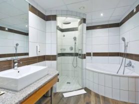 حجز فنادق وطيران