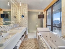 حجز فنادق وطيران