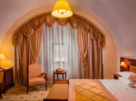 حجز فنادق وطيران