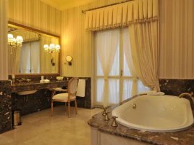 حجز فنادق وطيران