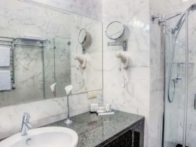 حجز فنادق وطيران