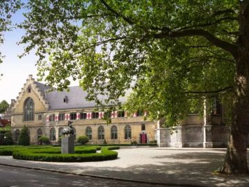 حجز فنادق وطيران