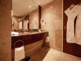 حجز فنادق وطيران