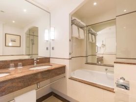 حجز فنادق وطيران