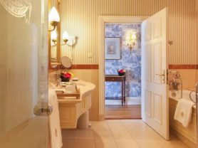 حجز فنادق وطيران