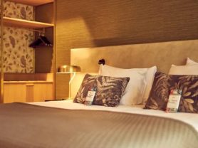 حجز فنادق وطيران