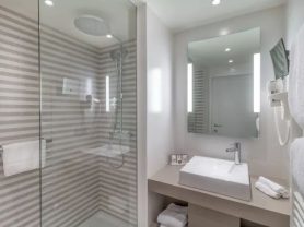 حجز فنادق وطيران