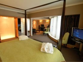 حجز فنادق وطيران