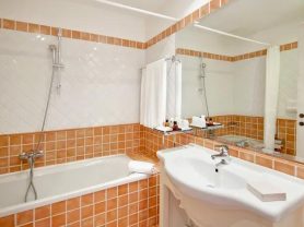 حجز فنادق وطيران