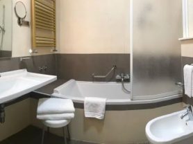 حجز فنادق وطيران