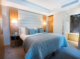 حجز فنادق وطيران