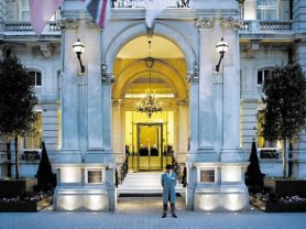 حجز فنادق وطيران