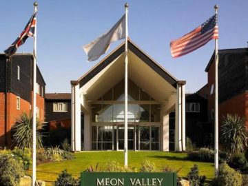 حجز فنادق وطيران