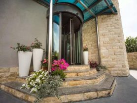 حجز فنادق وطيران