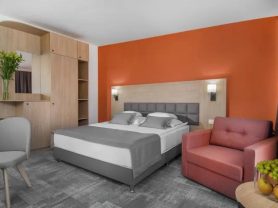 حجز فنادق وطيران