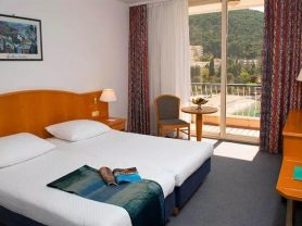 حجز فنادق وطيران