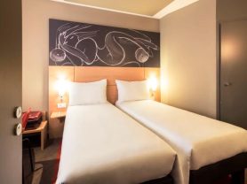 حجز فنادق وطيران