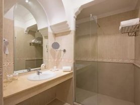 حجز فنادق وطيران