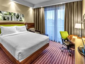 حجز فنادق وطيران