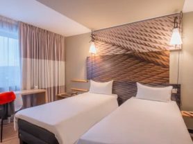 حجز فنادق وطيران