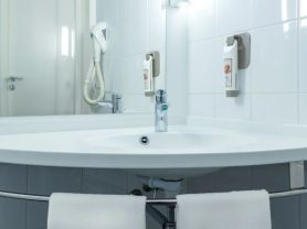 حجز فنادق وطيران