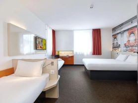 حجز فنادق وطيران