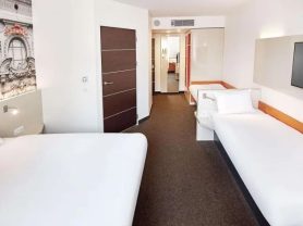 حجز فنادق وطيران