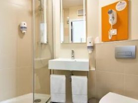 حجز فنادق وطيران