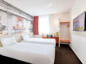 حجز فنادق وطيران