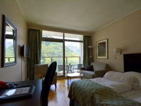 حجز فنادق وطيران