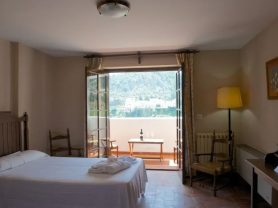 حجز فنادق وطيران