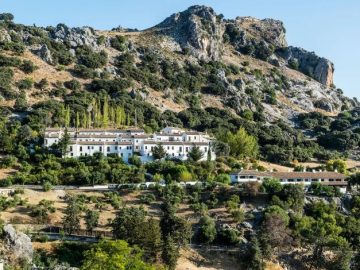 حجز فنادق وطيران