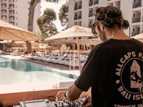 حجز فنادق وطيران